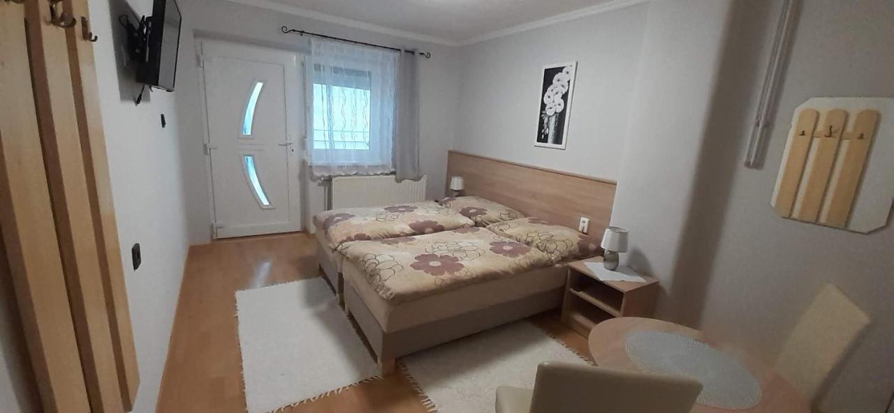 Hajnalka vendégház Bük Esterno foto