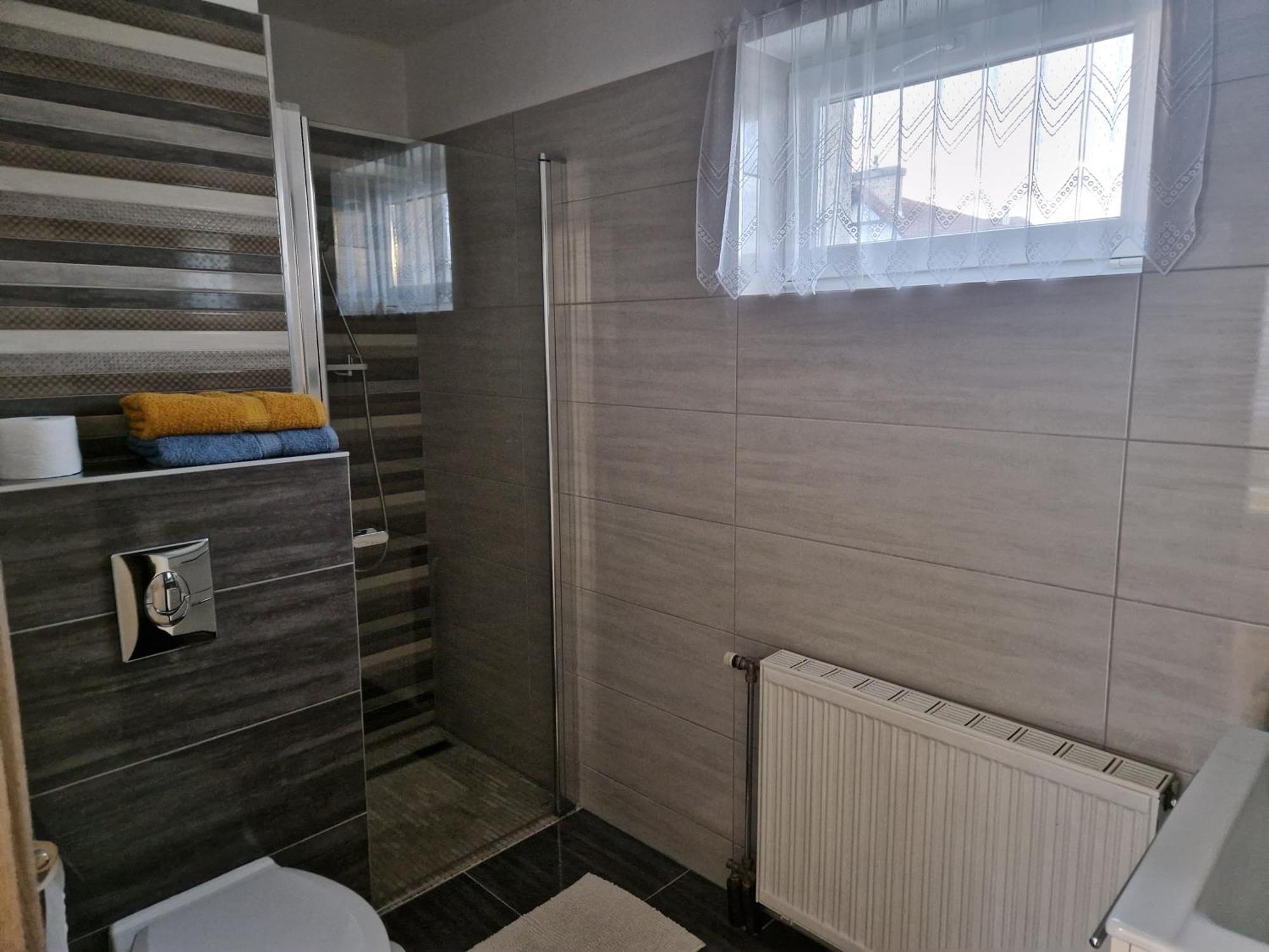 Hajnalka vendégház Bük Esterno foto