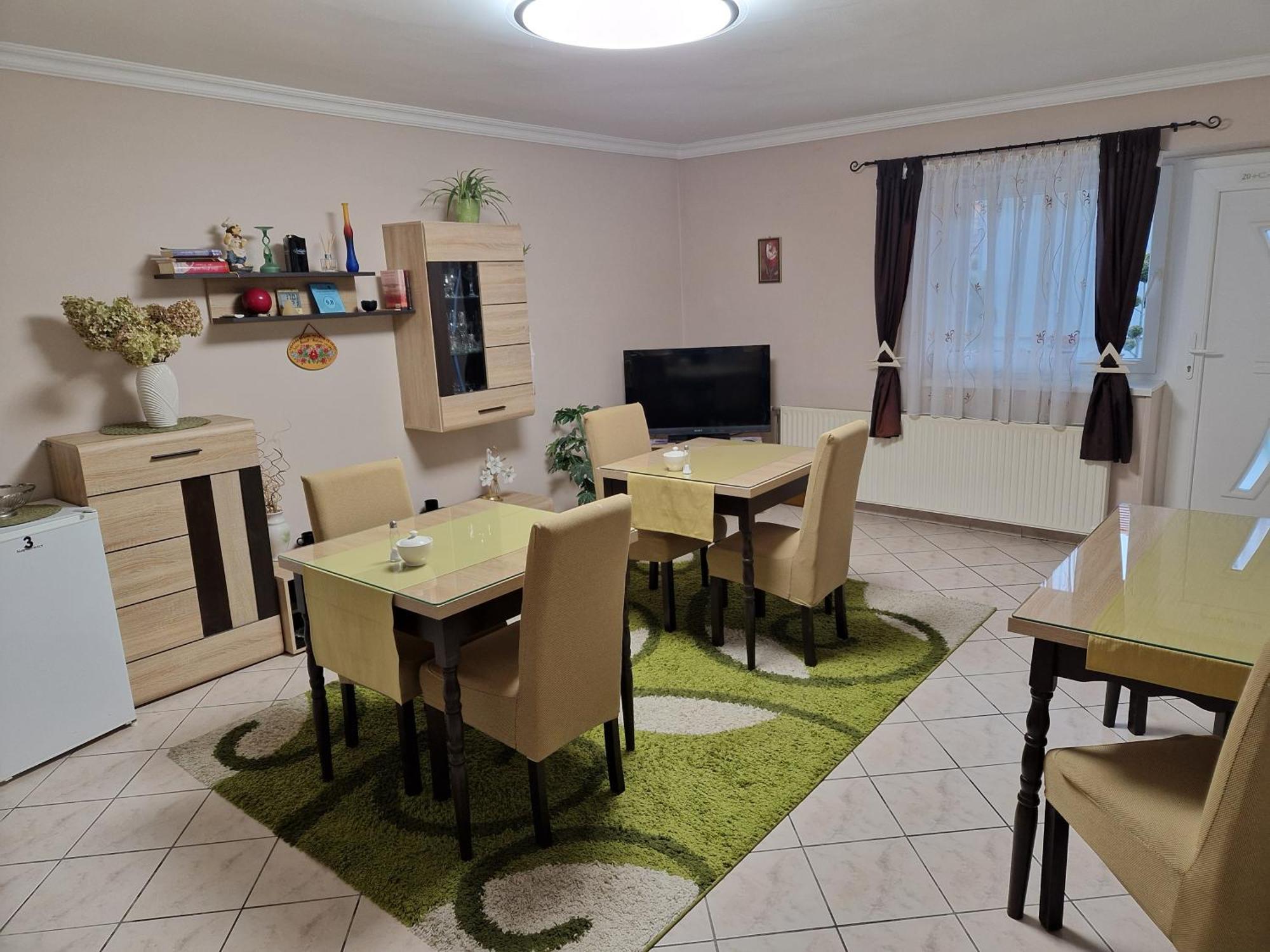 Hajnalka vendégház Bük Esterno foto