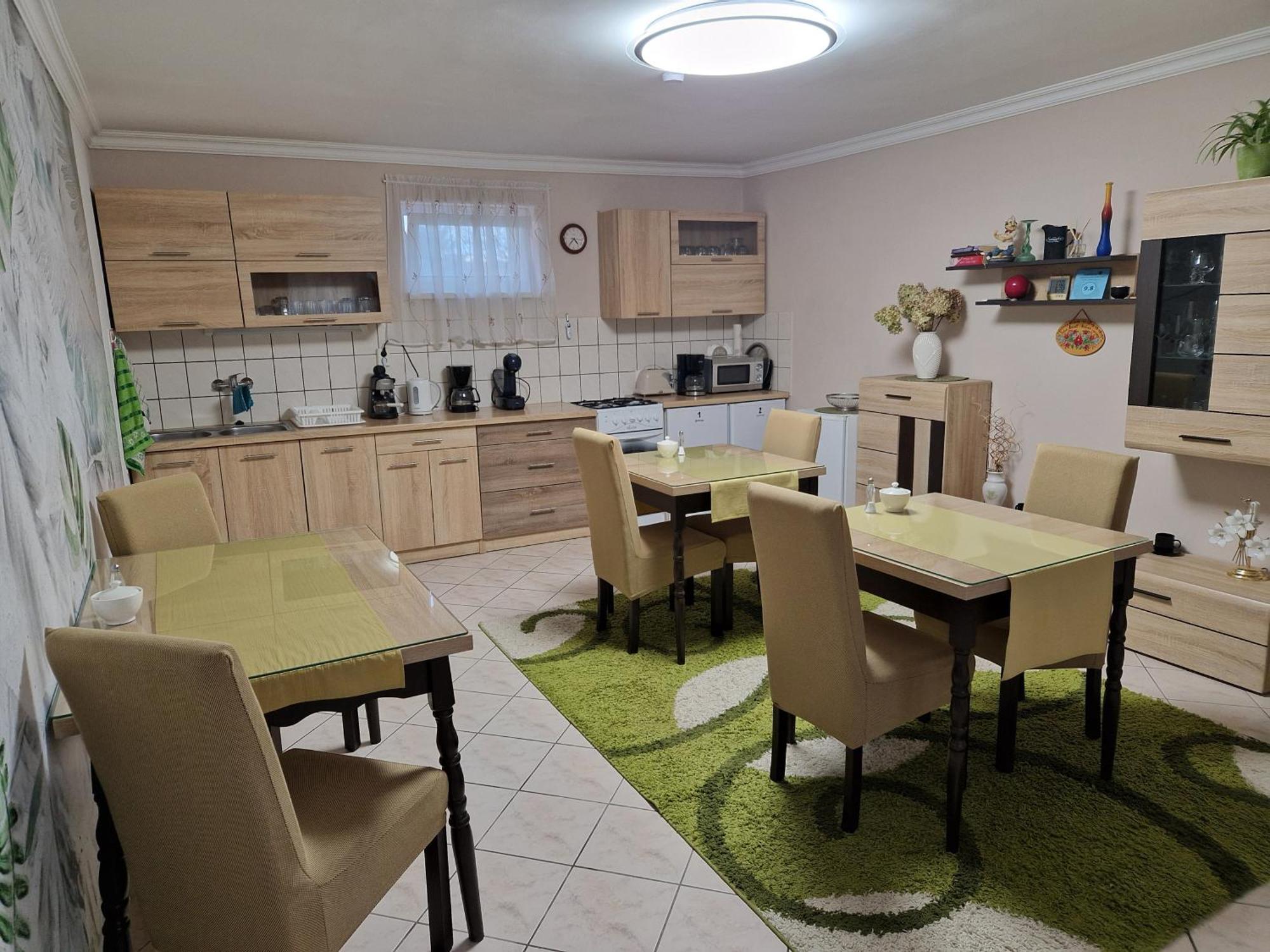Hajnalka vendégház Bük Esterno foto